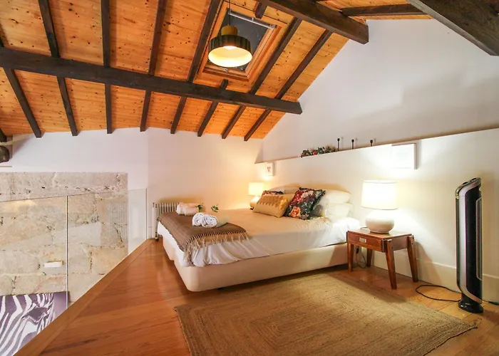 Mouzinho Mezzanine Порту