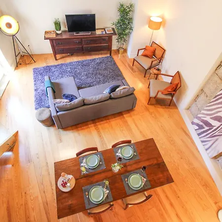 Mouzinho Mezzanine Апартаменты
