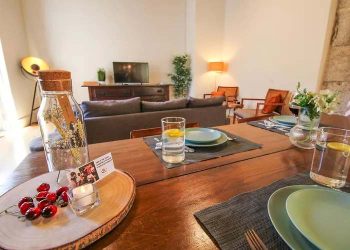 Mouzinho Mezzanine Oporto