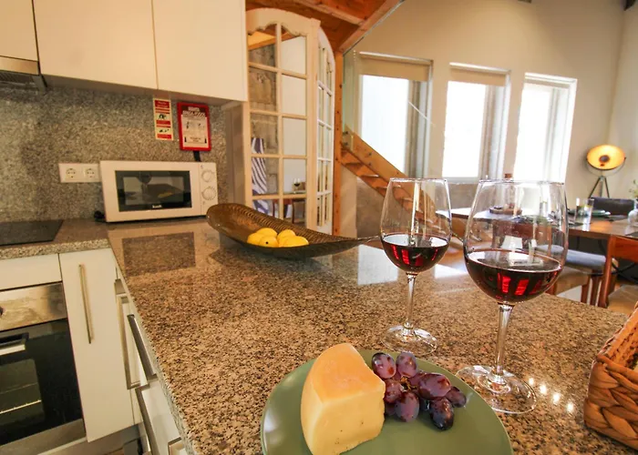 Mouzinho Mezzanine * Oporto