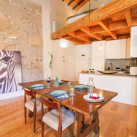 Mouzinho Mezzanine Porto