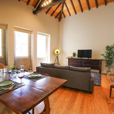Mouzinho Mezzanine